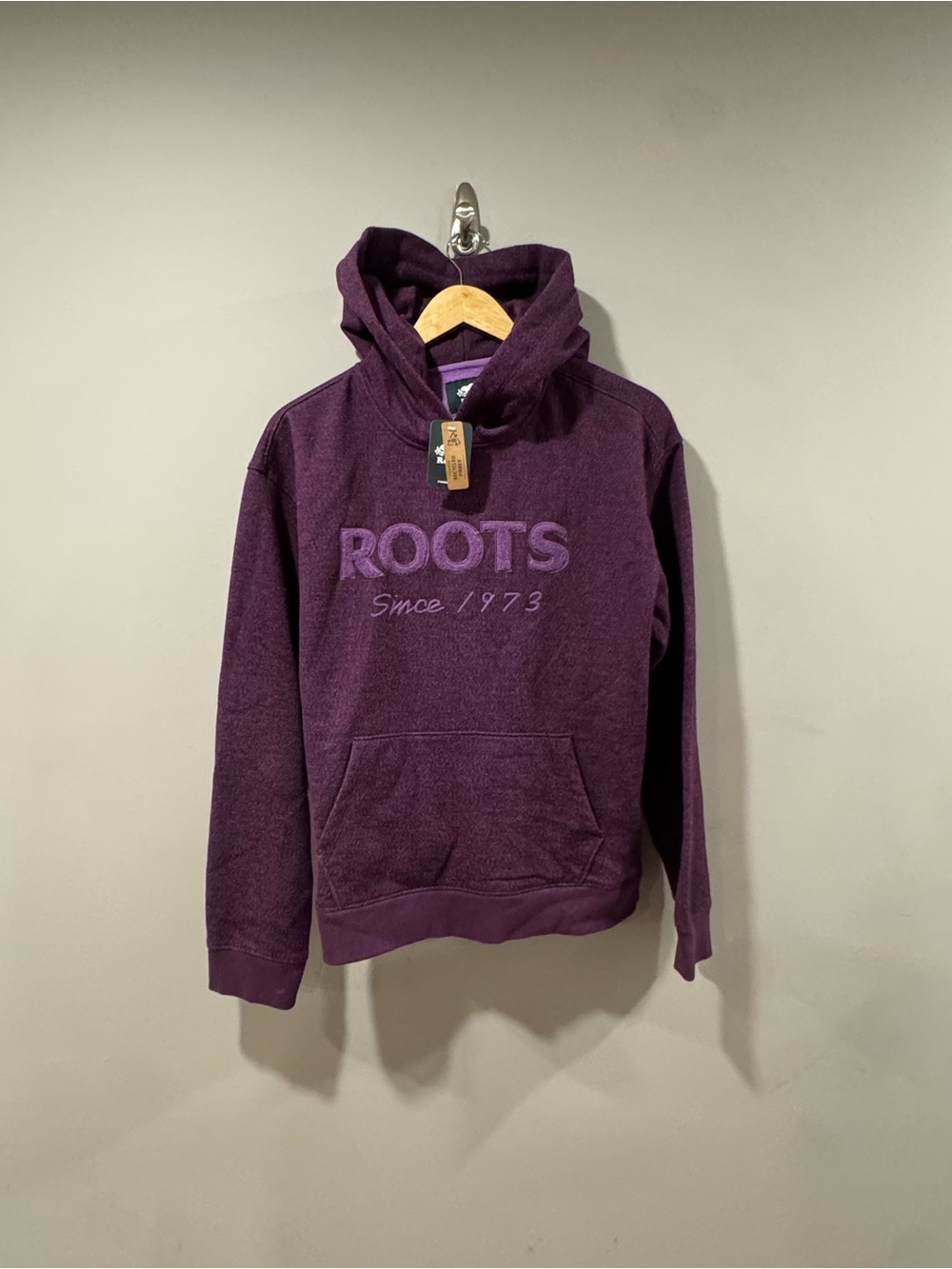 Roots Woodland Hoodie Women’s Medium – NWT – Purple / Pickled Beet